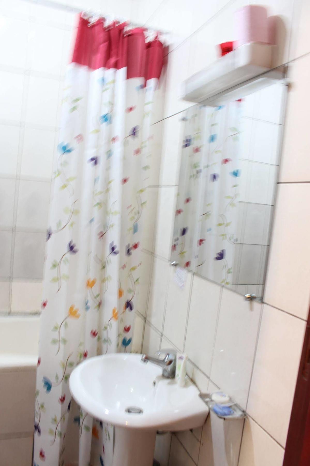 Hotel Santa Lucia Yaoundé Dış mekan fotoğraf